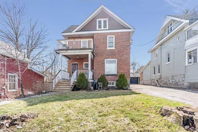 551 Elizabeth St, House detached with 3 bedrooms, 2 bathrooms and 5 parking in Midland ON | Image 3