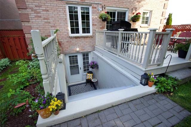 12 Blake Crt, House detached with 4 bedrooms, 4 bathrooms and 3 parking in Ajax ON | Image 16