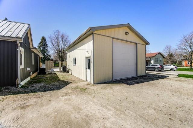 29 Carson Street, House detached with 3 bedrooms, 2 bathrooms and 5 parking in Mapleton ON | Image 40