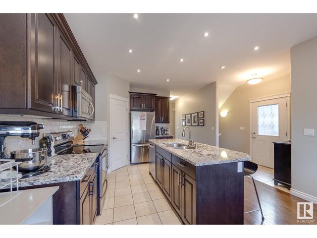 7744 81 Av Nw, House semidetached with 4 bedrooms, 3 bathrooms and null parking in Edmonton AB | Image 13