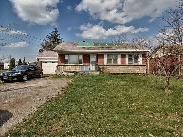705 Barton St, House detached with 3 bedrooms, 1 bathrooms and 7 parking in Hamilton ON | Image 1