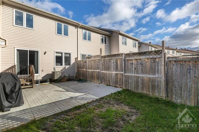 431 Dusk Private, Townhouse with 3 bedrooms, 2 bathrooms and 3 parking in Ottawa ON | Image 29