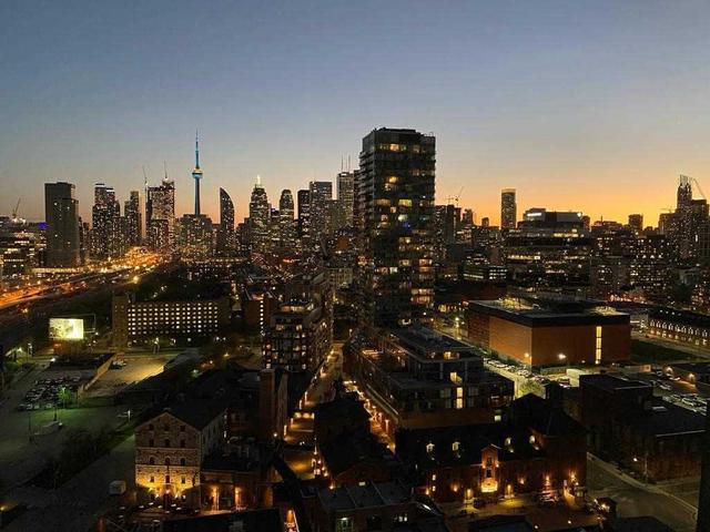 2002 - 70 Distillery Lane, Condo with 2 bedrooms, 2 bathrooms and 1 parking in Toronto ON | Image 33