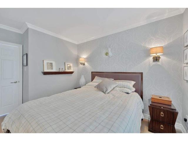 5 Bowman St, House semidetached with 2 bedrooms, 2 bathrooms and 2 parking in Toronto ON | Image 4