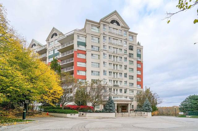 804 - 18 Concorde Pl, Condo with 2 bedrooms, 2 bathrooms and 1 parking in Toronto ON | Image 1