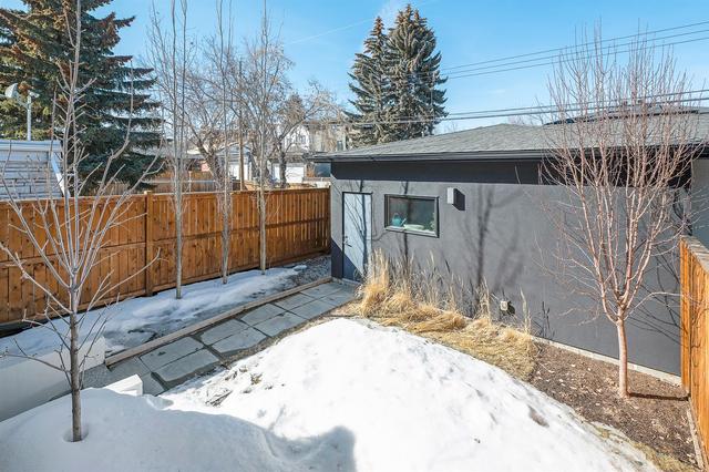 1916 48 Avenue Sw, Home with 4 bedrooms, 3 bathrooms and 2 parking in Calgary AB | Image 43