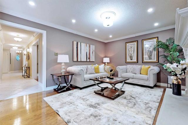 5362 Westhampton Rd, House detached with 5 bedrooms, 5 bathrooms and 6 parking in Mississauga ON | Image 9