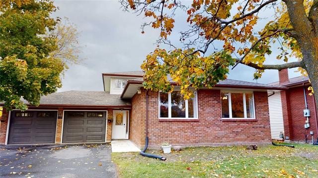 1220 Hilliard St, House detached with 4 bedrooms, 3 bathrooms and 6 parking in Peterborough ON | Image 1