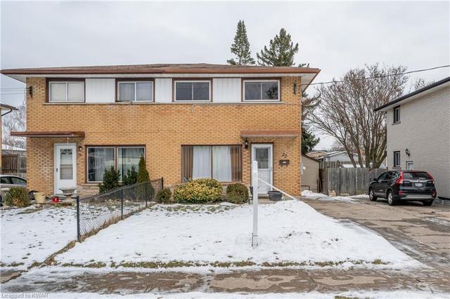 22 Jean Avenue, House semidetached with 3 bedrooms, 1 bathrooms and null parking in Kitchener ON | Image 2