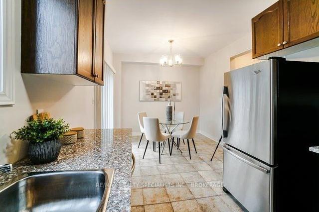 363 Cedric Terr, House semidetached with 3 bedrooms, 3 bathrooms and 2 parking in Milton ON | Image 9