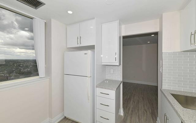 ph 12 - 30 Thunder Grve, Condo with 2 bedrooms, 2 bathrooms and 2 parking in Toronto ON | Image 6