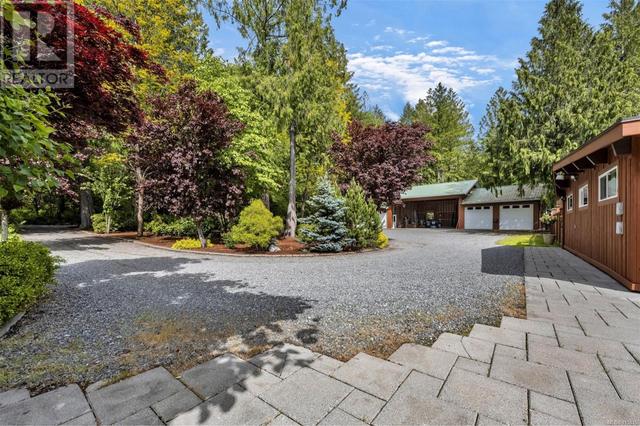 4024 Winchester Rd, House detached with 4 bedrooms, 4 bathrooms and 10 parking in North Cowichan BC | Image 32
