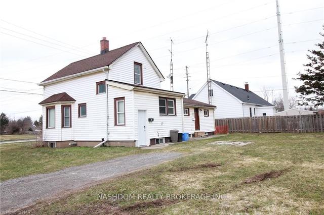 6510 Drummond Rd, House detached with 4 bedrooms, 2 bathrooms and 2 parking in Niagara Falls ON | Image 1