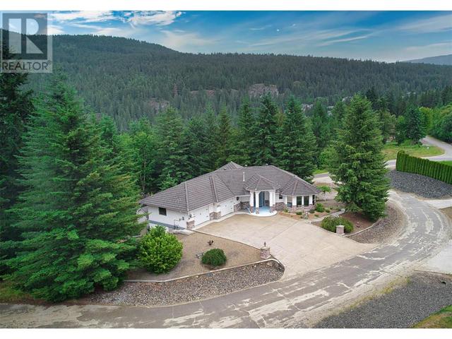 2588 Glenmount Place, House detached with 4 bedrooms, 4 bathrooms and 2 parking in Columbia Shuswap C BC | Image 53