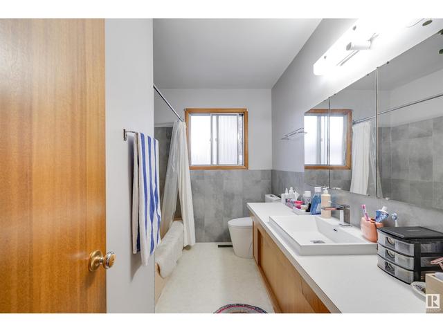 10617 60a Av Nw, House detached with 4 bedrooms, 2 bathrooms and null parking in Edmonton AB | Image 26