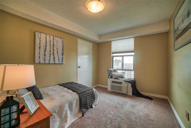 812 - 55 William St E, Condo with 2 bedrooms, 2 bathrooms and 1 parking in Oshawa ON | Image 11