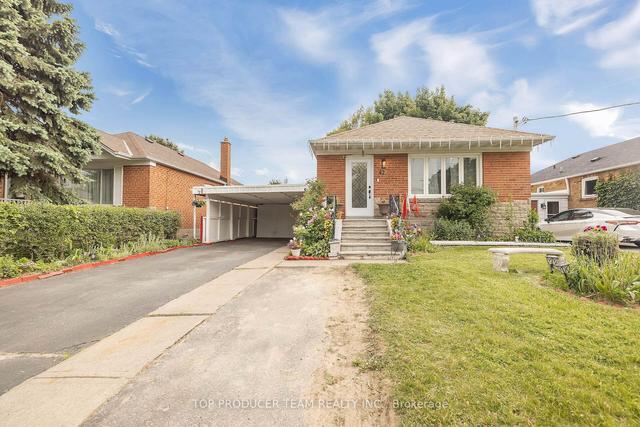 42 Ionview Rd, House detached with 3 bedrooms, 3 bathrooms and 4 parking in Toronto ON | Image 34