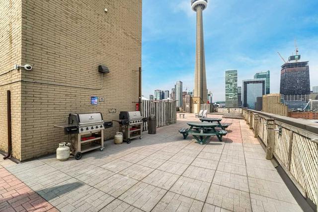 1001 - 250 Queens Quay W, Condo with 1 bedrooms, 1 bathrooms and 1 parking in Toronto ON | Image 25