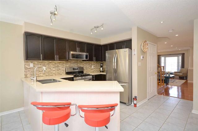3386 Covent Cres, House attached with 4 bedrooms, 4 bathrooms and 3 parking in Mississauga ON | Image 27