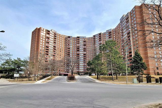 2001 - 627 The West Mall, Condo with 3 bedrooms, 2 bathrooms and 1 parking in Toronto ON | Image 33