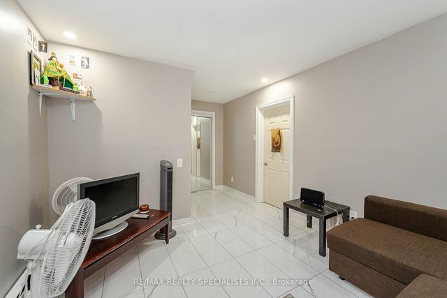 91 - 14 London Green Crt, Townhouse with 3 bedrooms, 2 bathrooms and 1 parking in Toronto ON | Image 17