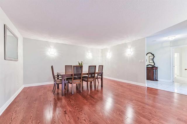 203 - 3181 Bayview Ave, Condo with 2 bedrooms, 2 bathrooms and 1 parking in Toronto ON | Image 5
