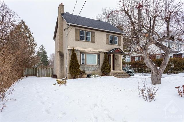 225 Pleasant Park Road, House detached with 3 bedrooms, 2 bathrooms and 8 parking in Ottawa ON | Image 2
