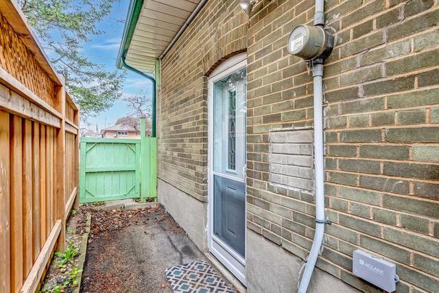 155 Elmhurst Dr, House detached with 3 bedrooms, 2 bathrooms and 2 parking in Toronto ON | Image 24
