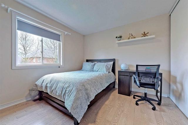 45 Armitage Cres, House detached with 4 bedrooms, 3 bathrooms and 2 parking in Ajax ON | Image 8