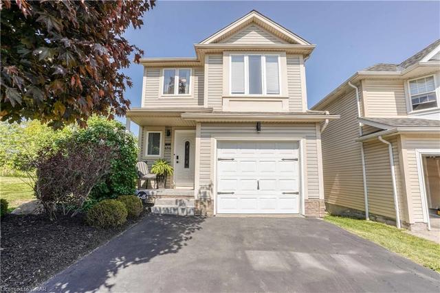 656 Royal Fern Street, House detached with 3 bedrooms, 2 bathrooms and null parking in Waterloo ON | Image 1