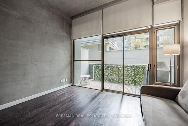 th7 - 25 Oxley St, Townhouse with 2 bedrooms, 3 bathrooms and 1 parking in Toronto ON | Image 16