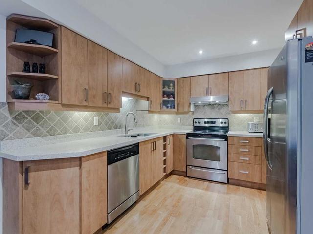 99b Sixteenth St, House semidetached with 3 bedrooms, 4 bathrooms and 2 parking in Toronto ON | Image 6