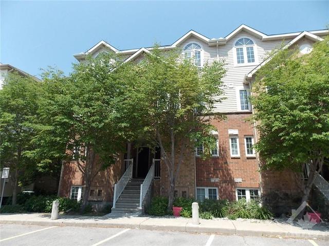 69 Steele Park Private, House attached with 2 bedrooms, 2 bathrooms and 1 parking in Ottawa ON | Image 1