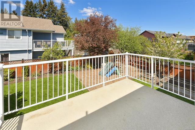 2272 Church Hill Dr, House detached with 4 bedrooms, 3 bathrooms and 2 parking in Sooke BC | Image 12
