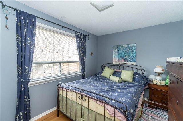 342 Ashbury Rd, House detached with 3 bedrooms, 2 bathrooms and 7 parking in Oakville ON | Image 11