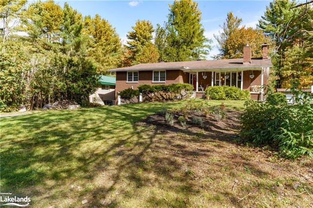 11 Spruce Lane, House detached with 4 bedrooms, 2 bathrooms and 3 parking in Bracebridge ON | Image 37
