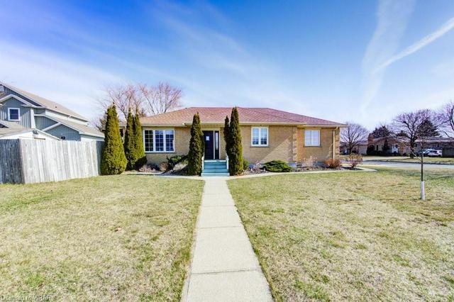30 Kyle Court, House detached with 4 bedrooms, 2 bathrooms and 5 parking in Aylmer ON | Image 1