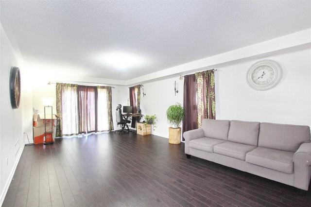12 Torraville St, House detached with 5 bedrooms, 5 bathrooms and 4 parking in Brampton ON | Image 19