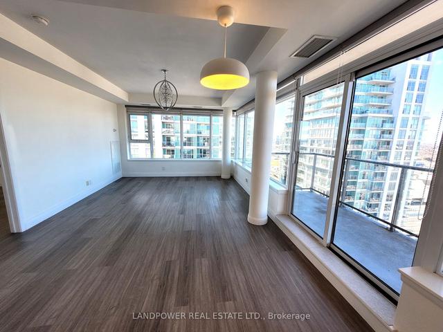 uph07 - 25 Town Centre Crt, Condo with 2 bedrooms, 2 bathrooms and 1 parking in Toronto ON | Image 7