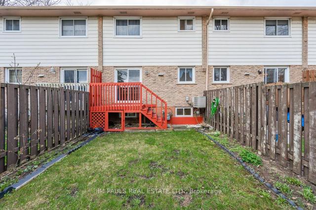 3 - 851 Stone Church Rd E, Townhouse with 3 bedrooms, 2 bathrooms and 2 parking in Hamilton ON | Image 30