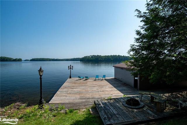 The location of the Boathouse creates complete privacy on the dock. | Image 4