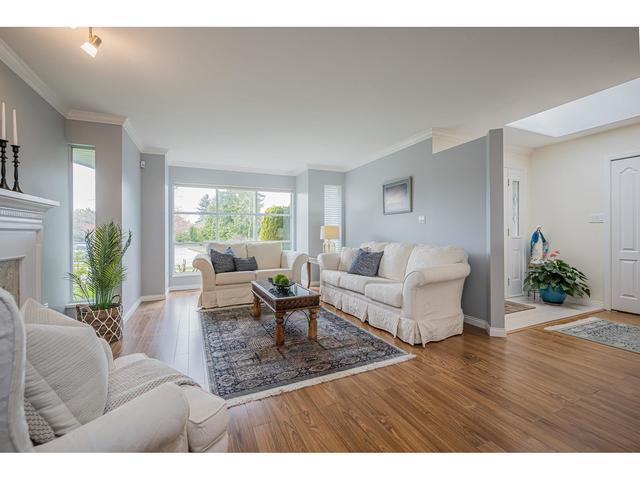 14871 21b Avenue, House detached with 3 bedrooms, 2 bathrooms and 6 parking in Surrey BC | Image 6