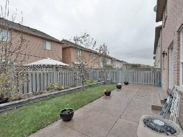 275 Discovery Tr, House detached with 4 bedrooms, 4 bathrooms and 3 parking in Toronto ON | Image 9