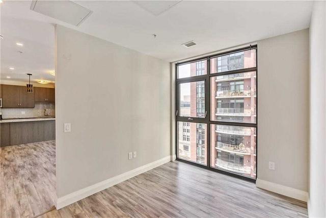 1016 - 118 King St E, Condo with 1 bedrooms, 1 bathrooms and 0 parking in Hamilton ON | Image 9