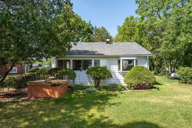 4 Raby St, House detached with 3 bedrooms, 1 bathrooms and 4 parking in Kawartha Lakes ON | Image 27