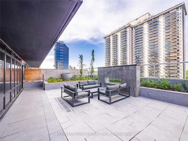 410 - 101 Erskine Ave, Condo with 2 bedrooms, 2 bathrooms and 1 parking in Toronto ON | Image 7