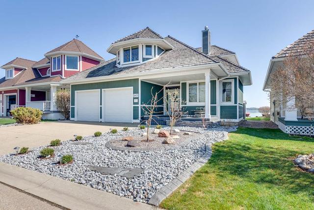 384 Marina Bay Place, House detached with 4 bedrooms, 2 bathrooms and 4 parking in Sylvan Lake AB | Image 1
