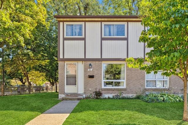 71 - 25 Linfield Drive, House attached with 4 bedrooms, 2 bathrooms and 1 parking in St. Catharines ON | Card Image