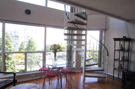 525 - 2267 Lake Shore Blvd W, Condo with 1 bedrooms, 2 bathrooms and 1 parking in Toronto ON | Image 2