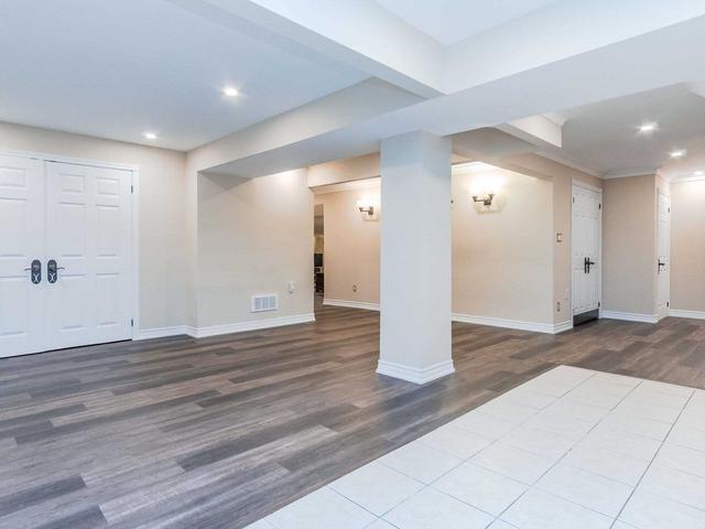 2360 Mississauga Rd, House detached with 4 bedrooms, 4 bathrooms and 13 parking in Mississauga ON | Image 19
